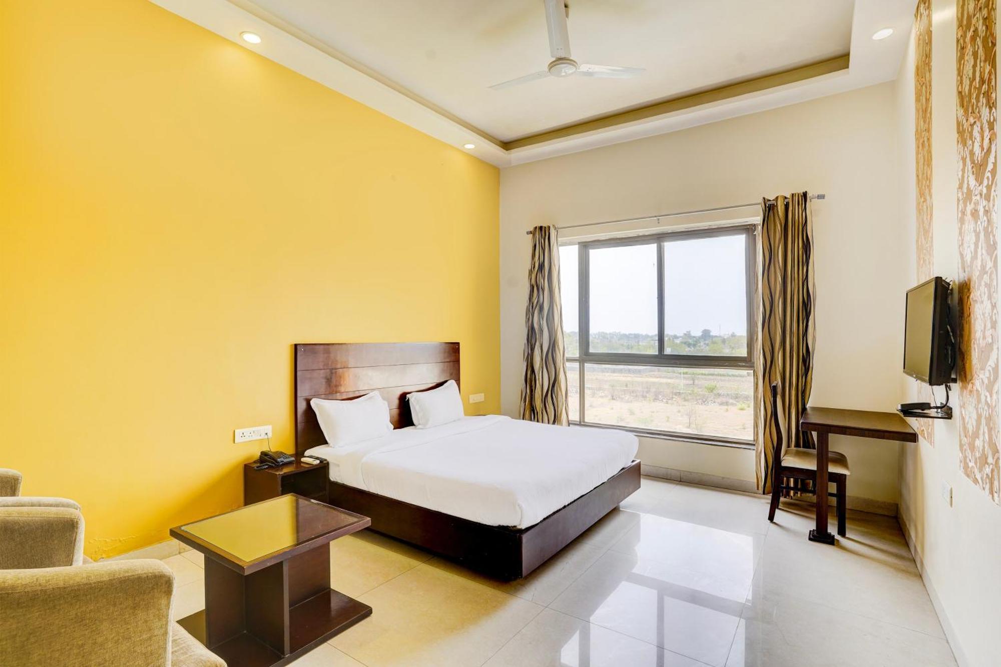 Hotel Amrit Manthan Chittorgarh Extérieur photo